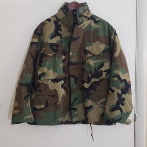 Militar Jacket Man With Hoodie.